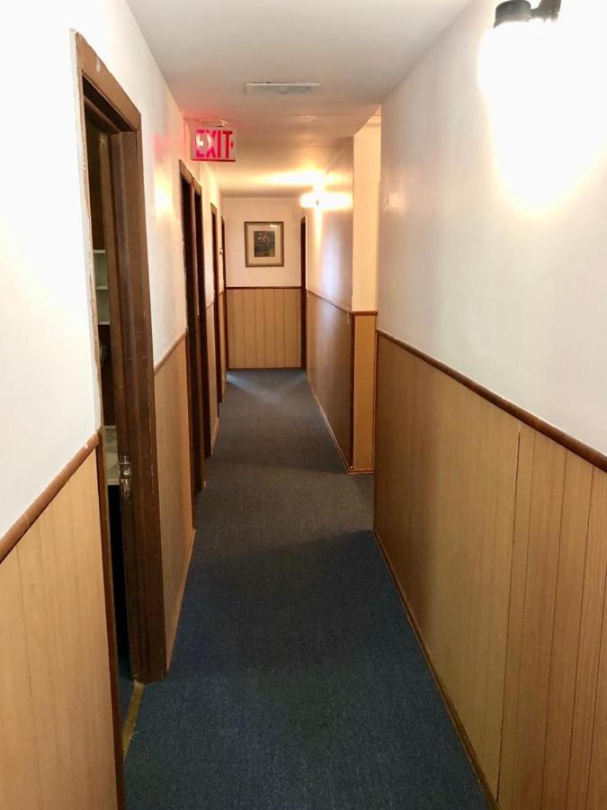 Rota Lodge Aka Latvian American Disable Veterans Center Rota Elka Park Eksteriør bilde